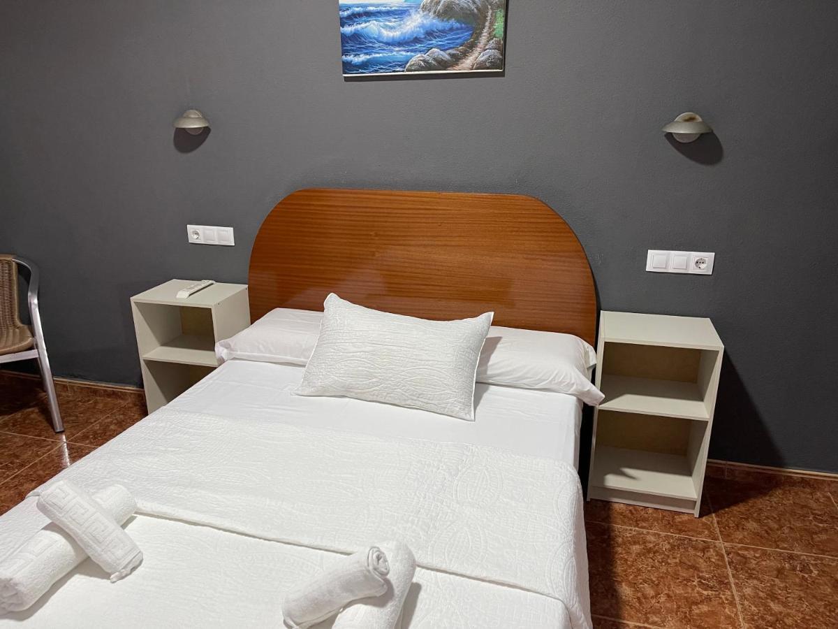 Hostal Tarik Hotel Tarifa Buitenkant foto