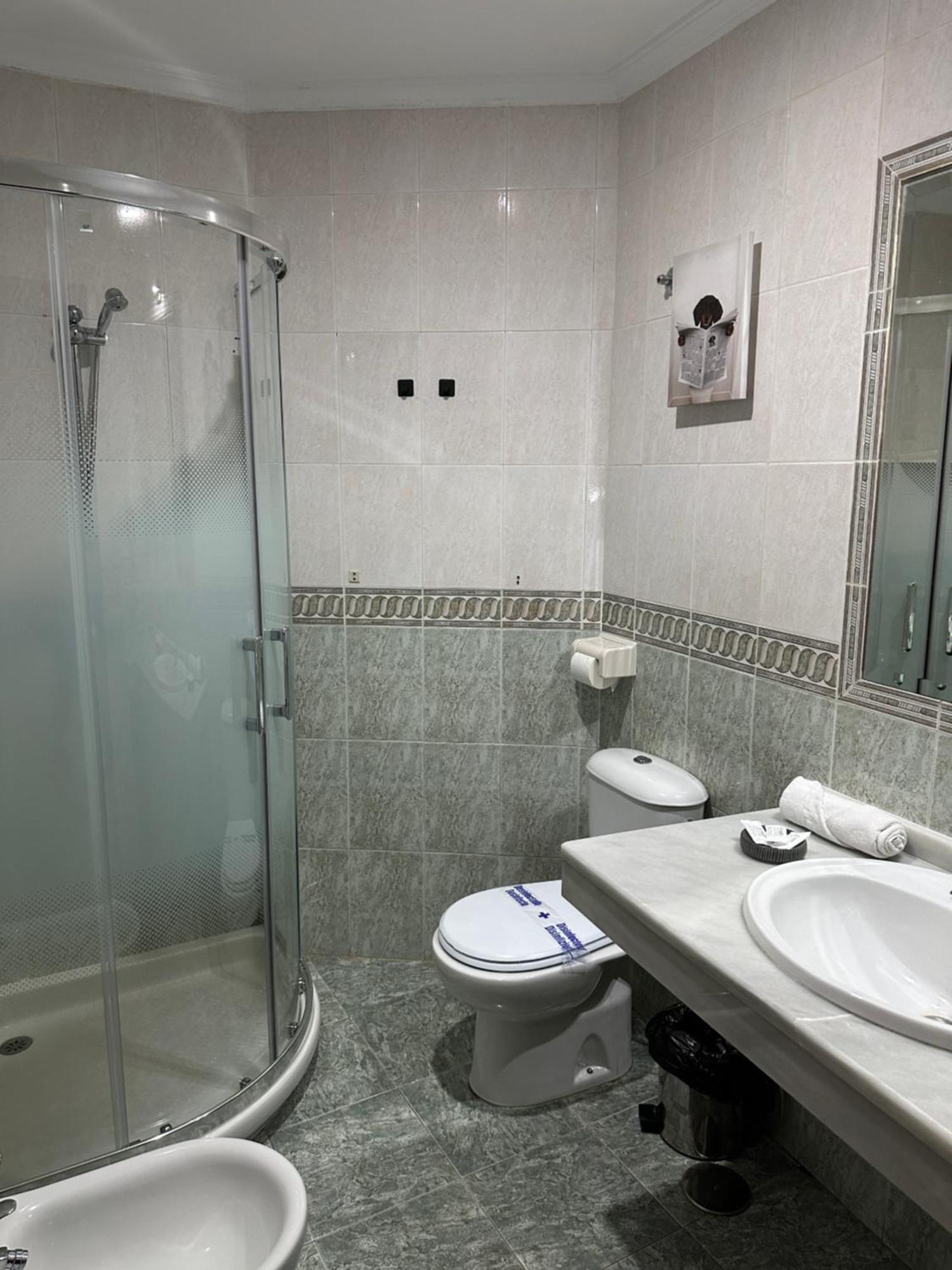 Hostal Tarik Hotel Tarifa Buitenkant foto