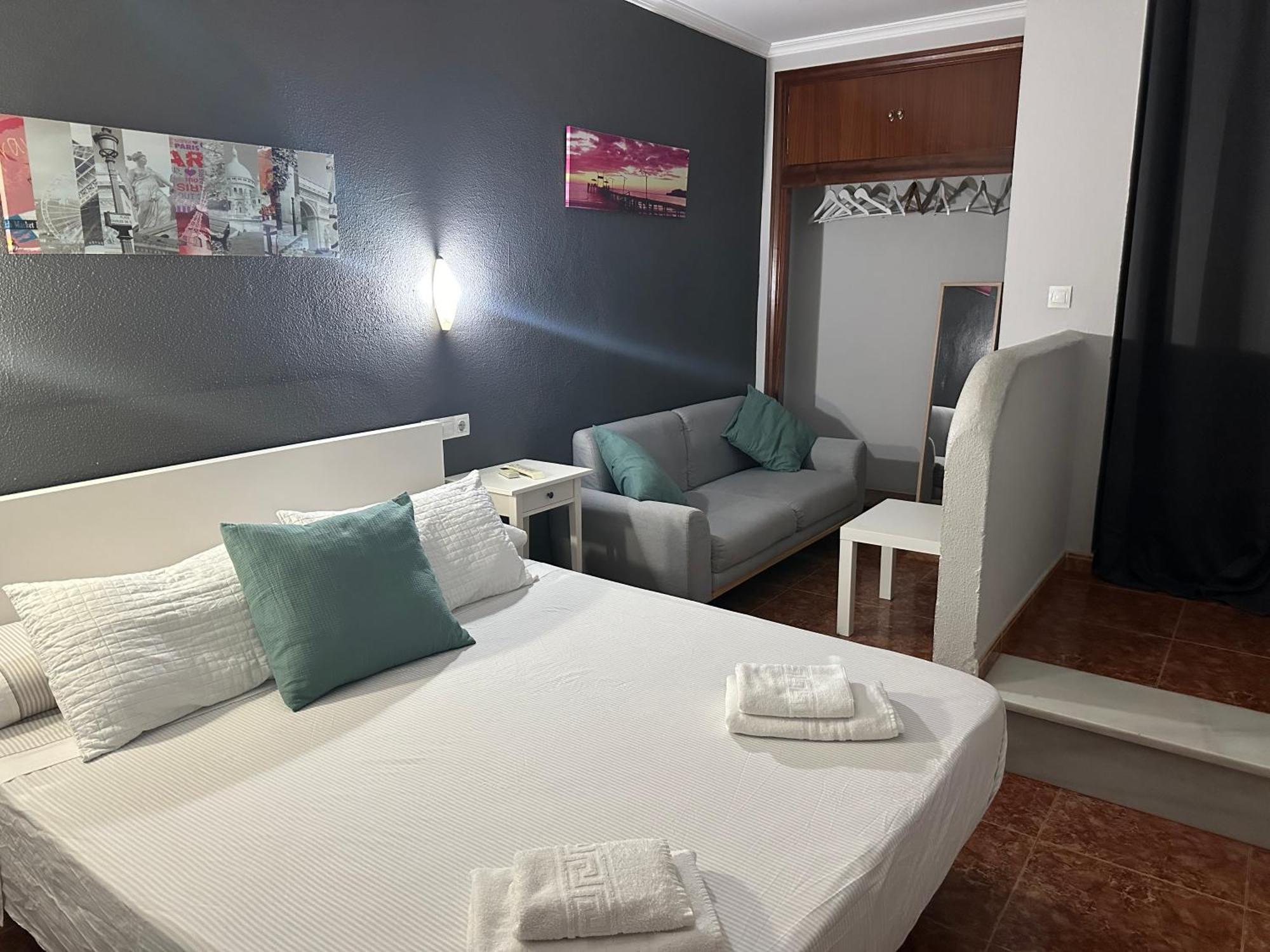 Hostal Tarik Hotel Tarifa Buitenkant foto