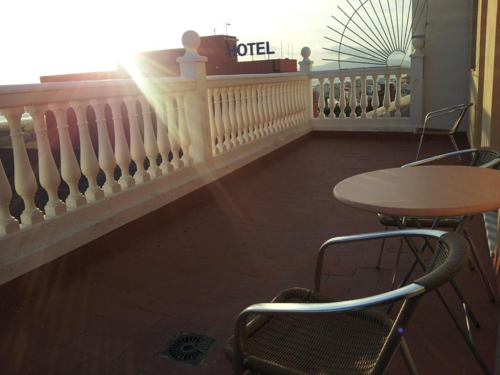 Hostal Tarik Hotel Tarifa Buitenkant foto