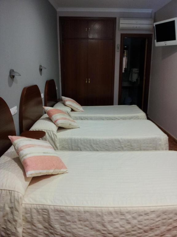 Hostal Tarik Hotel Tarifa Buitenkant foto